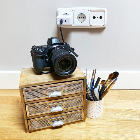 Cargador De Pared Tooq Tqwc-2s03wt Usb-c Pd + Usb A Qc3.0 Blanco