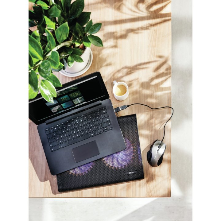 Soporte Universal Trust Para Portatiles Con 2 Ventiladores Y Leds Azul Hasta 17.3" 20104