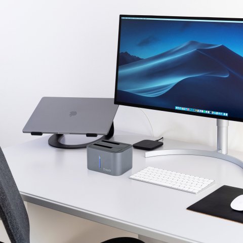 Docking Station Tooq Tqds-802dw 2,5" 3,5" Sata Usb 3.1 Funcion Clonación Gris
