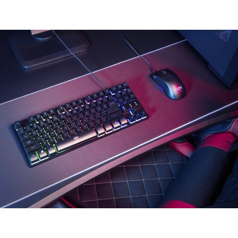 Teclado Trust Gaming Gxt 833 Thado Metalico Compacto Iluminacion Led Multicolor Anti-ghosting 12 Tecl.multimedia Usb 24067