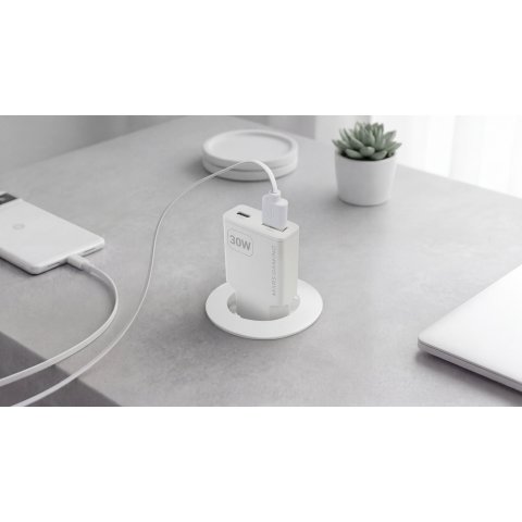Cargador Usb Gan Mars Gaming Md-gan30w 30w 1xusb-c 1xusb-a Pd Color Blanco